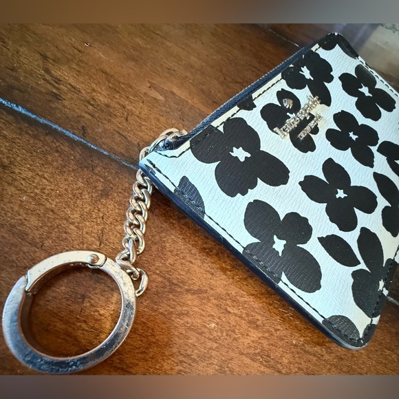 Kate Spade Monochrome Floral Clutch - Picture 7 of 7